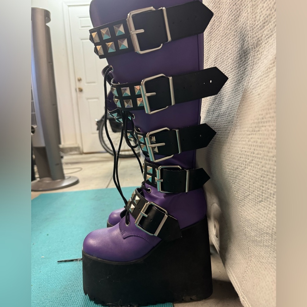 Widow Appetite For Destruction Platform Boots in Violet. Size 7M. Never worn.